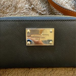 MICHAEL KORS BLACK WALLET ONLY